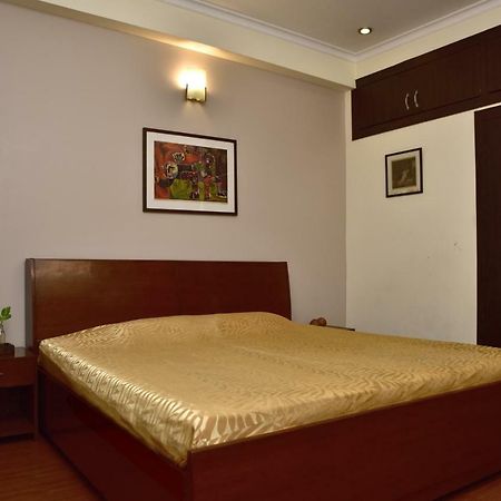 2Bhk Comfortable Furnished Serviced Apartments In Hauz Khas - Woodpecker Apartments New Delhi Ngoại thất bức ảnh