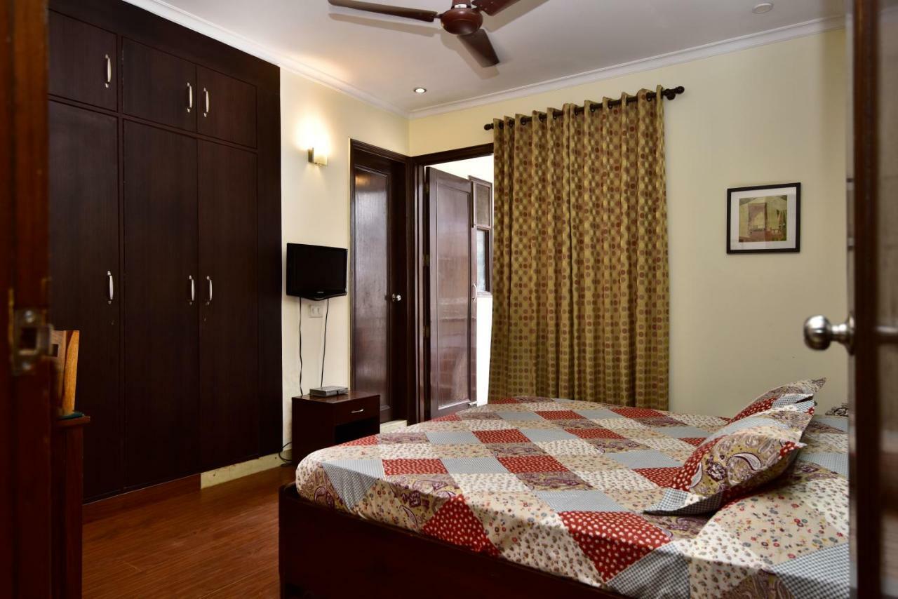 2Bhk Comfortable Furnished Serviced Apartments In Hauz Khas - Woodpecker Apartments New Delhi Ngoại thất bức ảnh